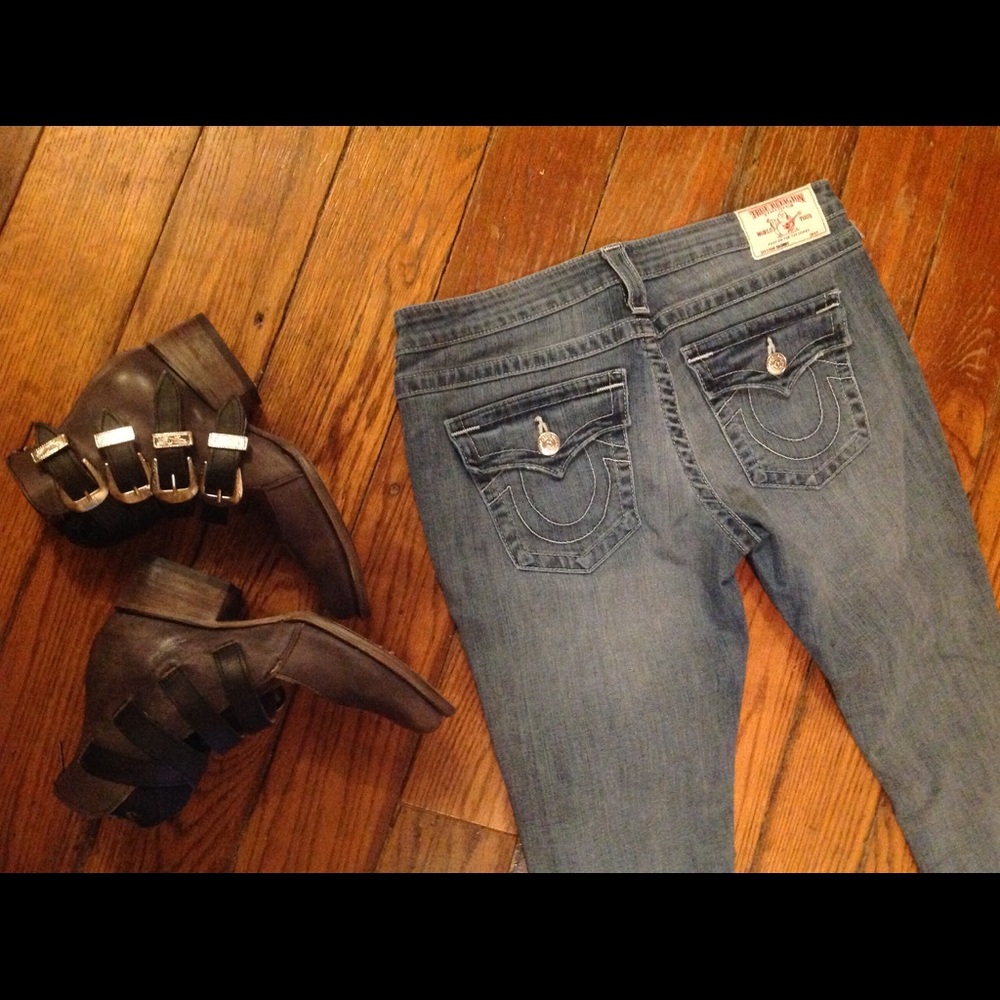 ❌ SOLD ❌ True Religion Ripped Skinny - Picture 3 of 4